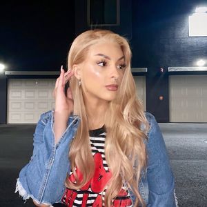 Meet your Posher, Robyn